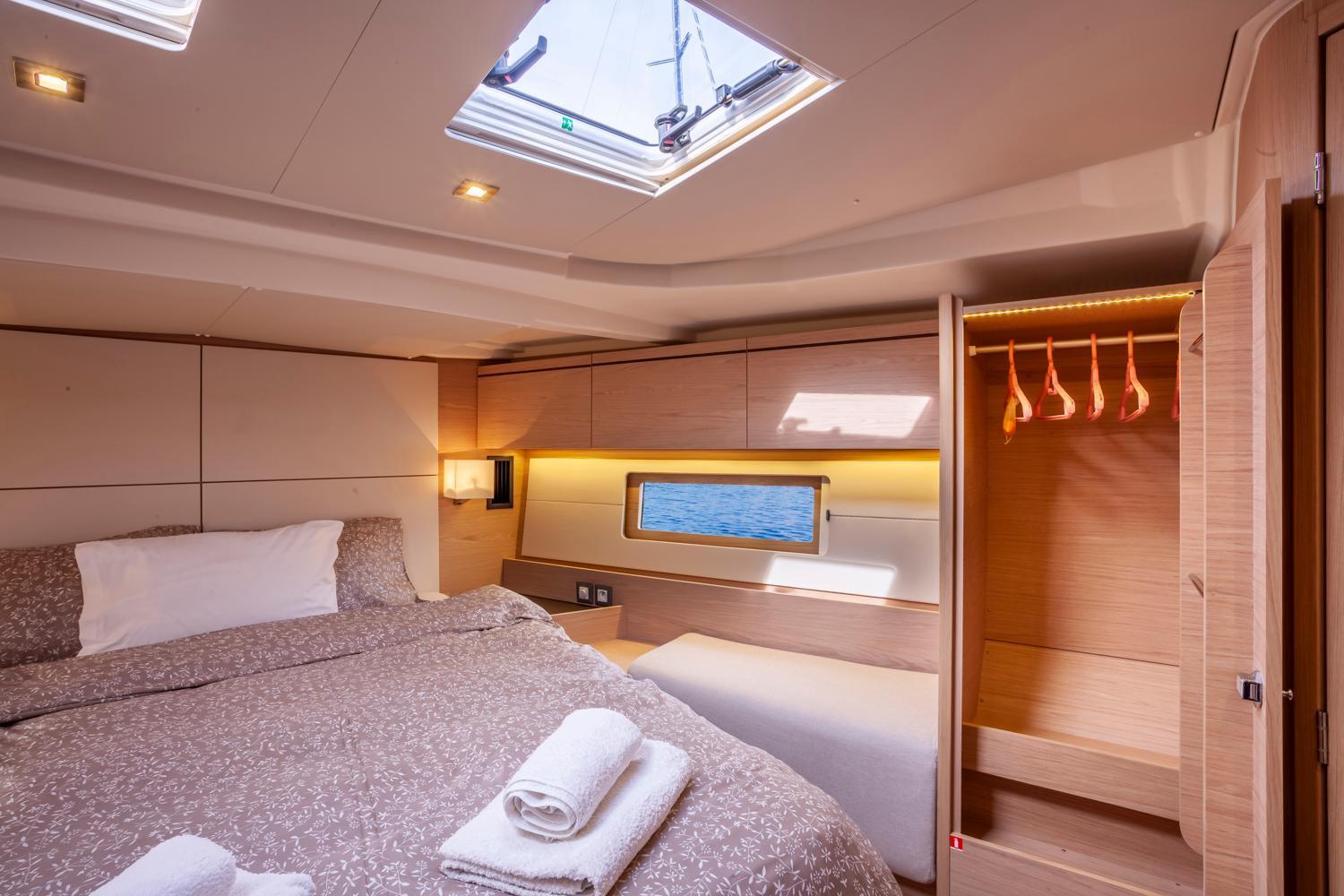 ホテル Yacht Psari テッサロニキ エクステリア 写真