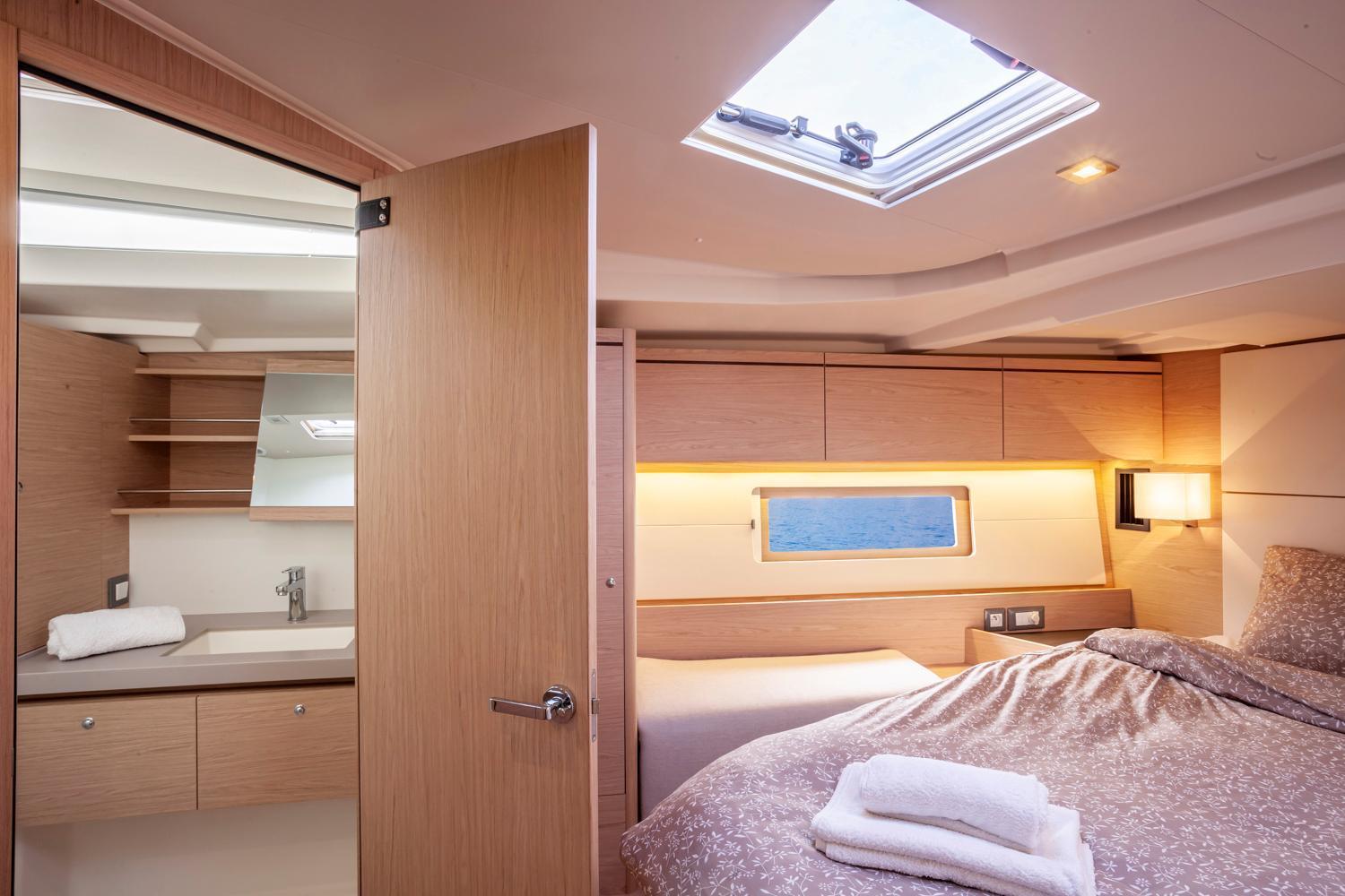 ホテル Yacht Psari テッサロニキ エクステリア 写真