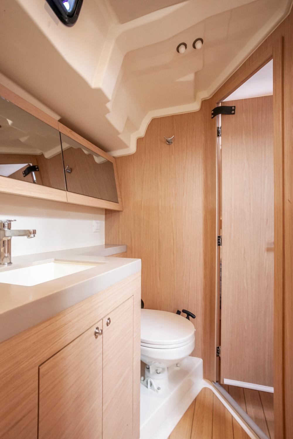 ホテル Yacht Psari テッサロニキ エクステリア 写真